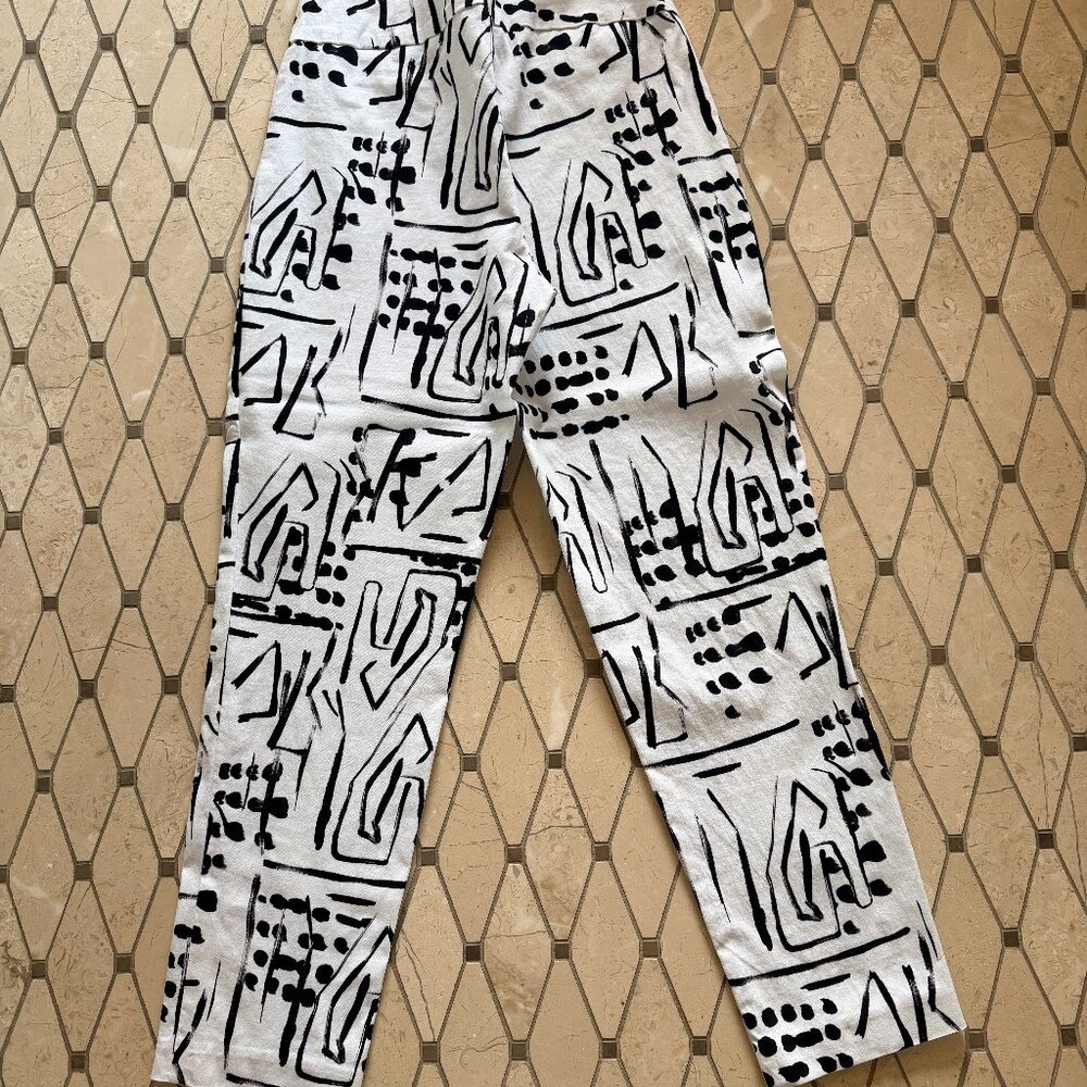 Joseph Ribkoff Abstract Print Capri Pants EUC